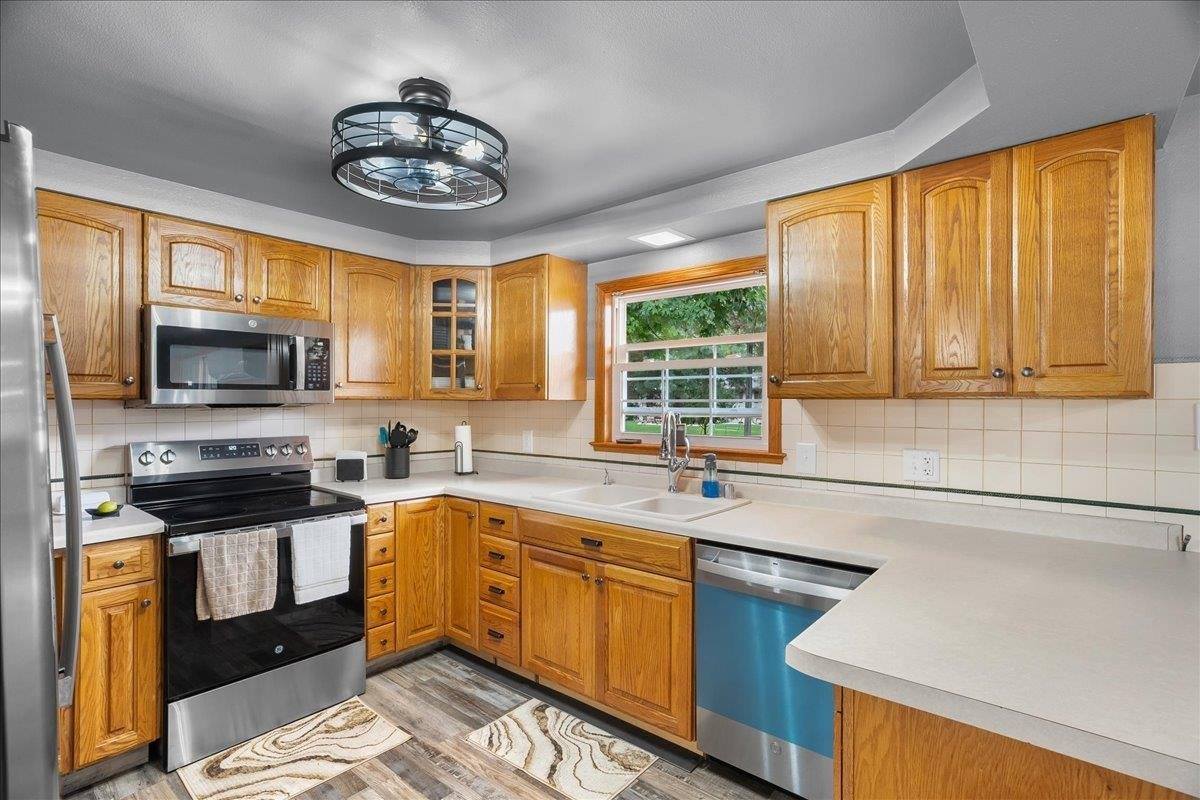 1213 E 29th Street, Marshfield, WI 54449