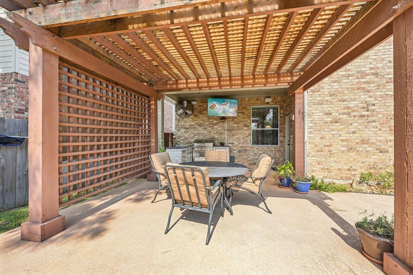 18903 Danbridge Court, Tomball, TX 77377