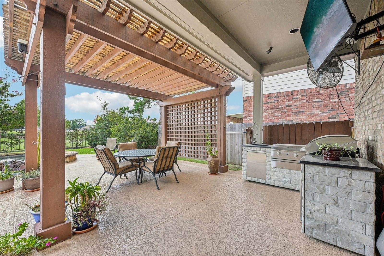 18903 Danbridge Court, Tomball, TX 77377