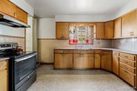 400 E Hewitt Avenue, Marquette, MI 49855