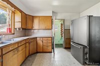 400 E Hewitt Avenue, Marquette, MI 49855