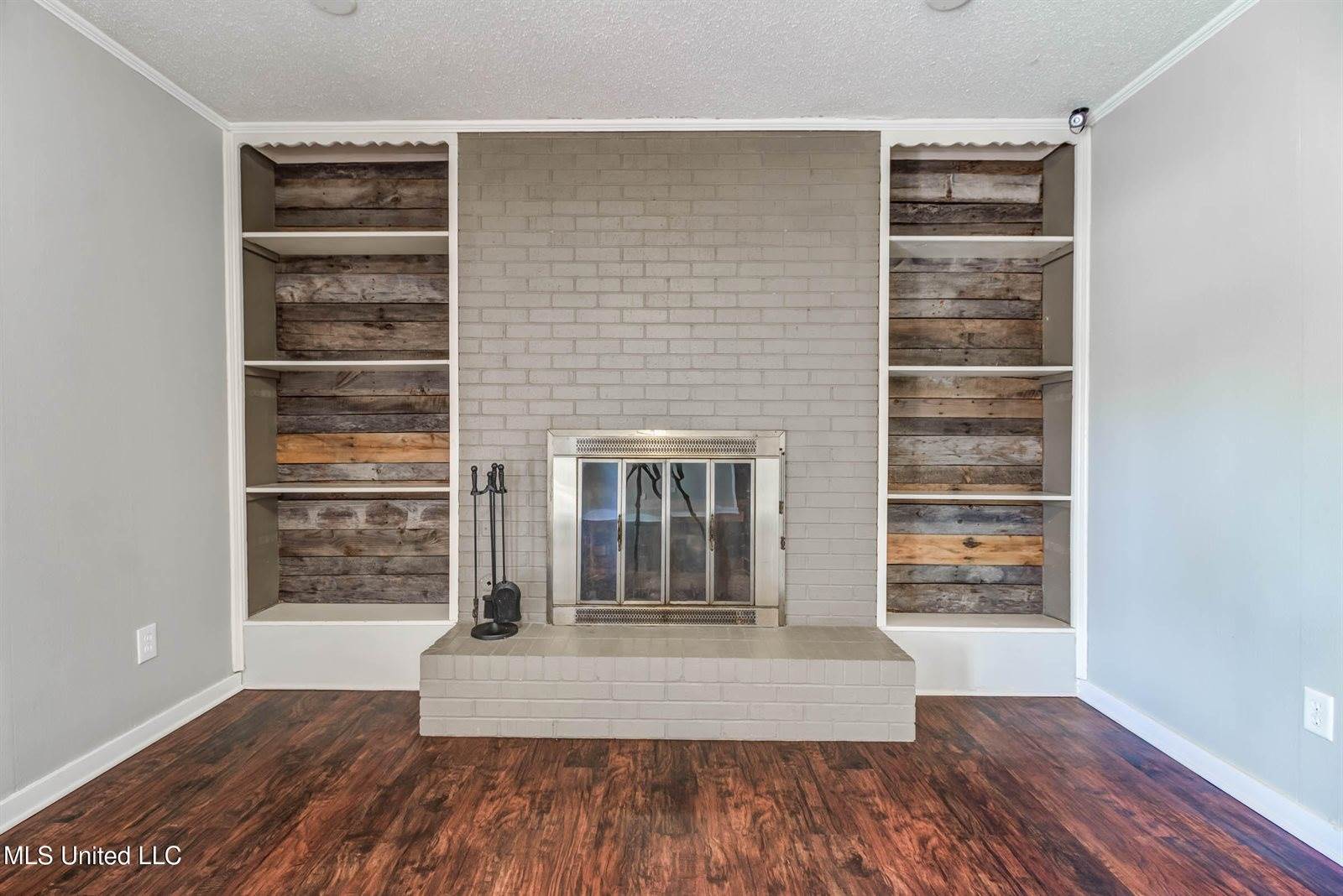 2305 Middlecoff Drive, Gulfport, MS 39507