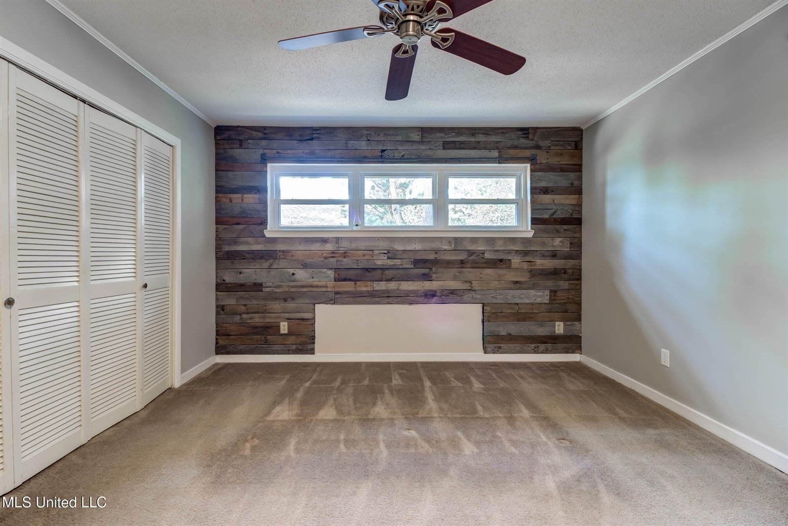 2305 Middlecoff Drive, Gulfport, MS 39507