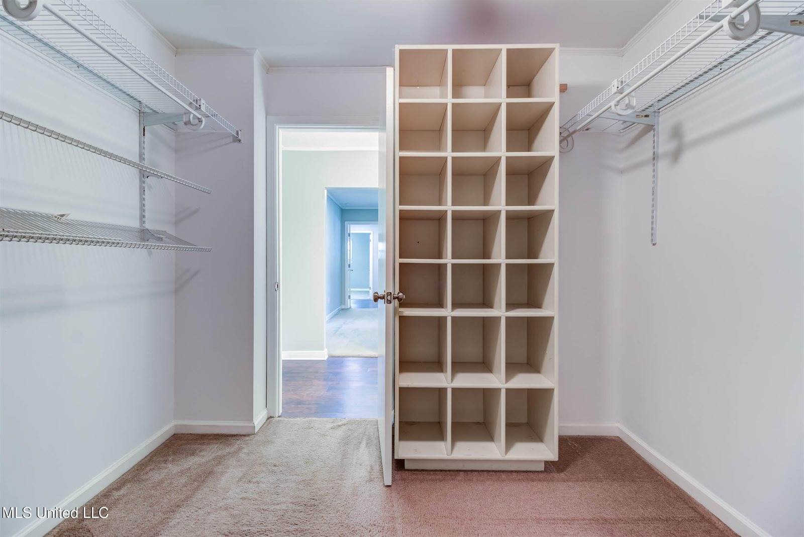 2305 Middlecoff Drive, Gulfport, MS 39507