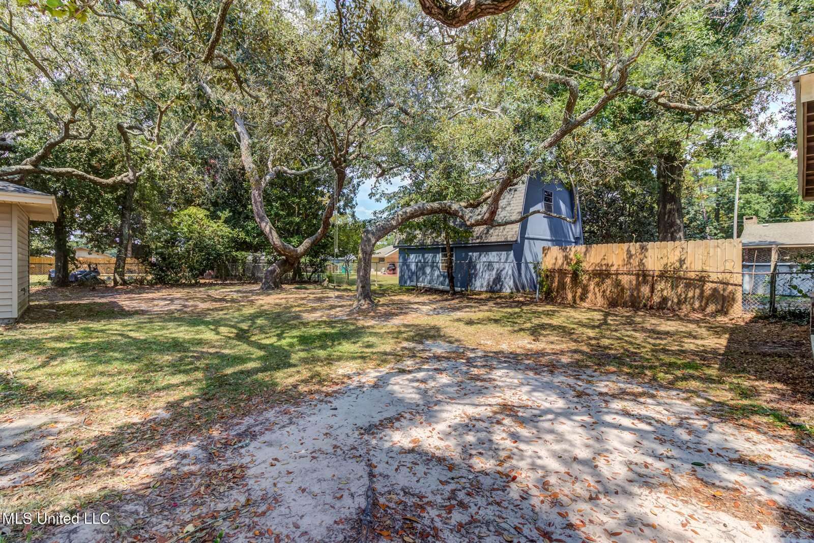 2305 Middlecoff Drive, Gulfport, MS 39507