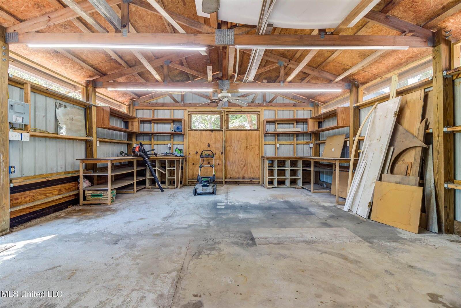 2305 Middlecoff Drive, Gulfport, MS 39507