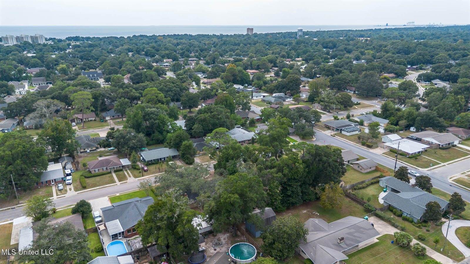 2305 Middlecoff Drive, Gulfport, MS 39507