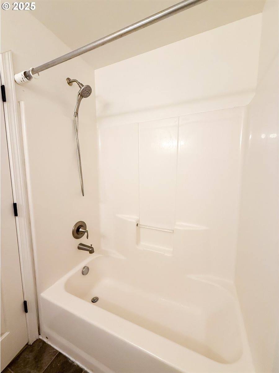 1909 NW 10TH Way, Battle Ground, WA 98604