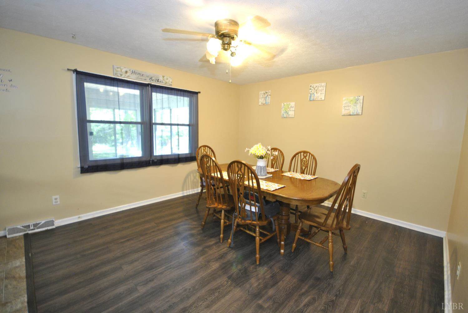 295 Foxcroft Drive, Monroe, VA 24574