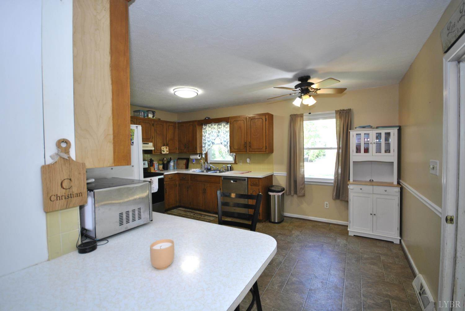 295 Foxcroft Drive, Monroe, VA 24574