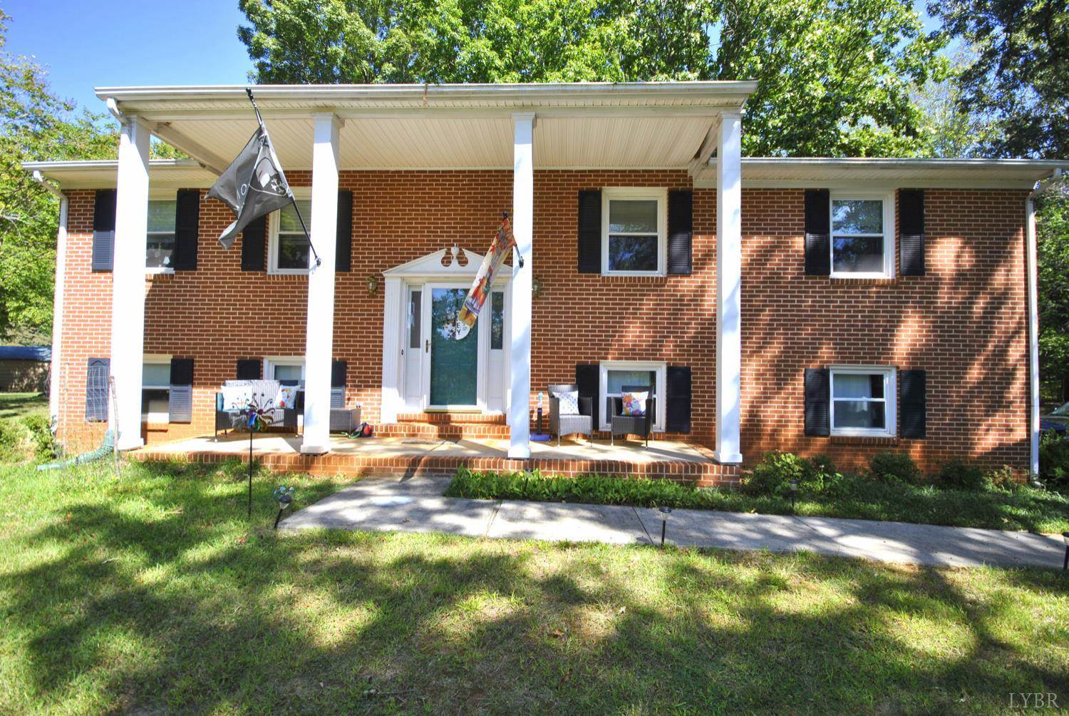 295 Foxcroft Drive, Monroe, VA 24574
