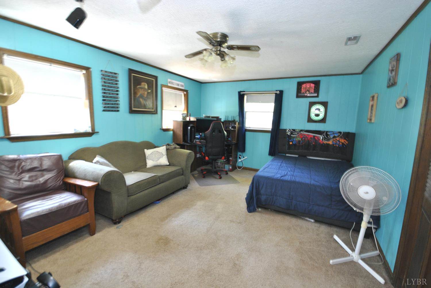 295 Foxcroft Drive, Monroe, VA 24574