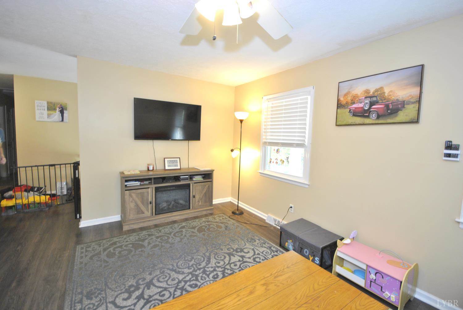 295 Foxcroft Drive, Monroe, VA 24574