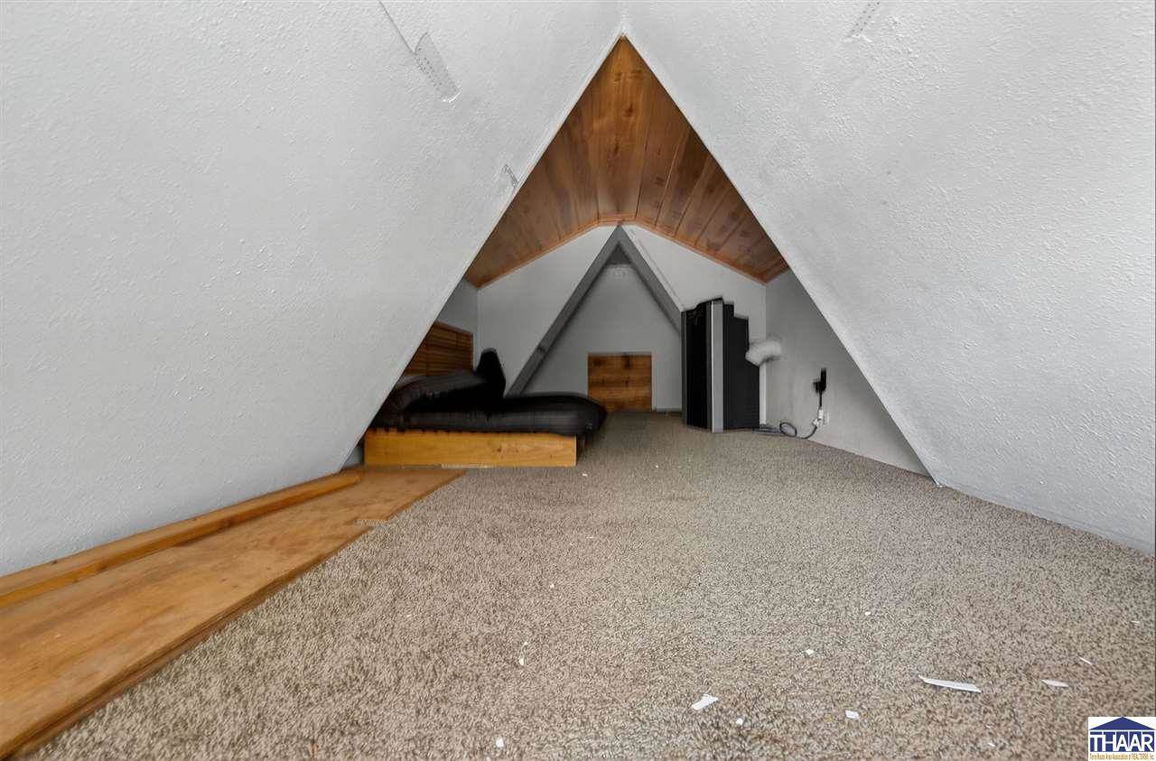 10 Rose, Marshall, IL 62441