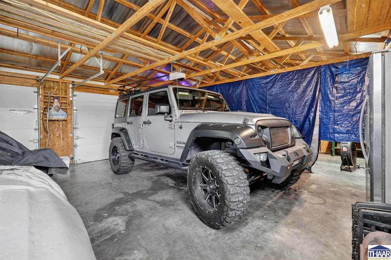 10 Rose, Marshall, IL 62441