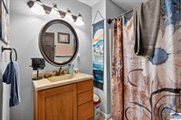 10 Rose, Marshall, IL 62441