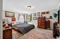 10 Rose, Marshall, IL 62441