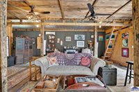 10 Rose, Marshall, IL 62441