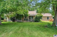 10 Rose, Marshall, IL 62441