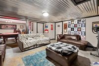 10 Rose, Marshall, IL 62441