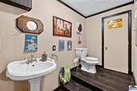 10 Rose, Marshall, IL 62441