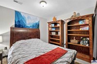 10 Rose, Marshall, IL 62441