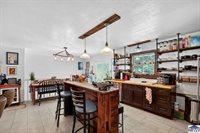 10 Rose, Marshall, IL 62441