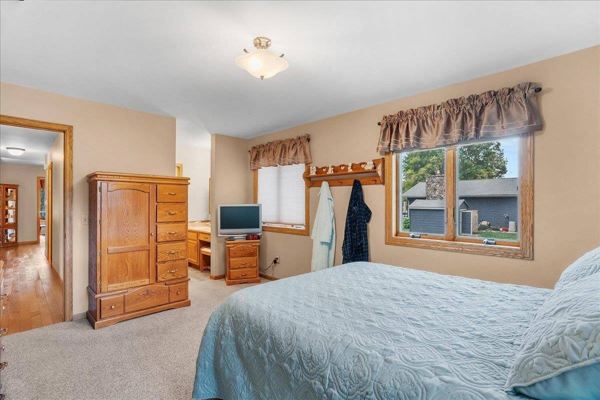 2502 E Fillmore Street, Marshfield, WI 54449