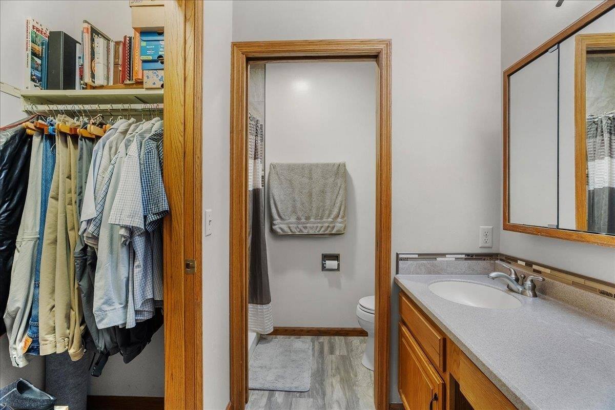 2502 E Fillmore Street, Marshfield, WI 54449