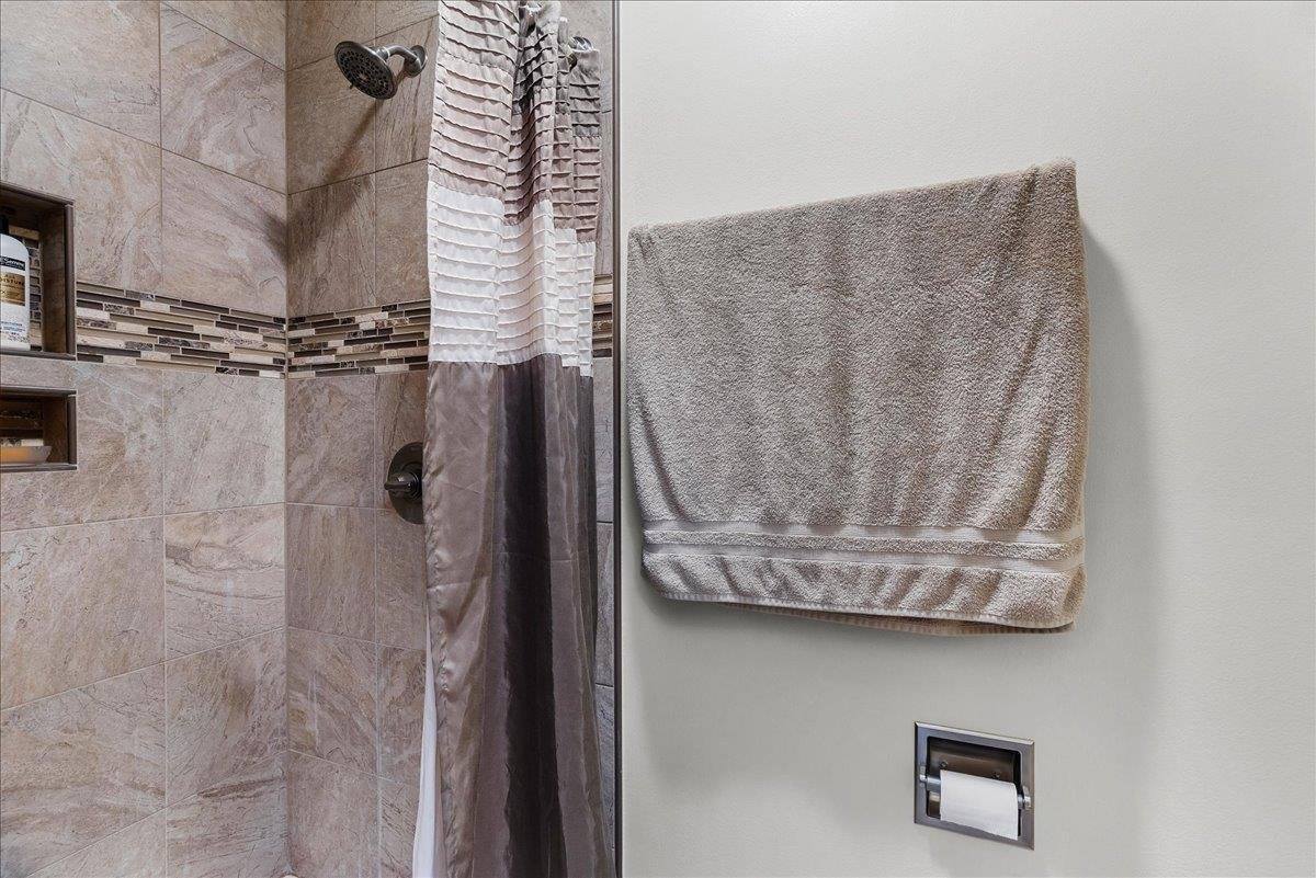 2502 E Fillmore Street, Marshfield, WI 54449