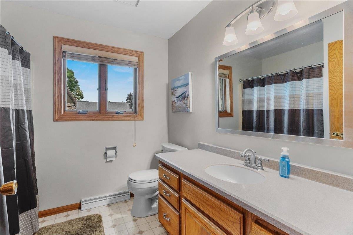 2502 E Fillmore Street, Marshfield, WI 54449