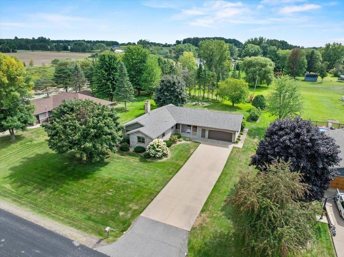 2502 E Fillmore Street, Marshfield, WI 54449