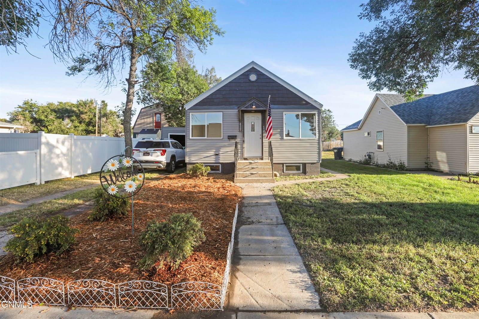 810 2nd Street West, Williston, ND 58801