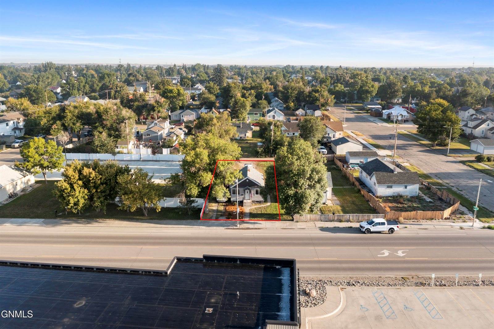 810 2nd Street West, Williston, ND 58801