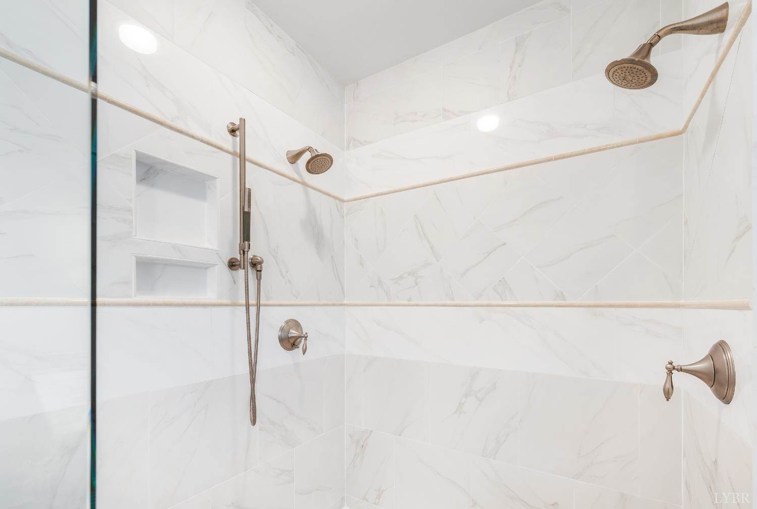 1420 West Crossing Drive, Forest, VA 24551