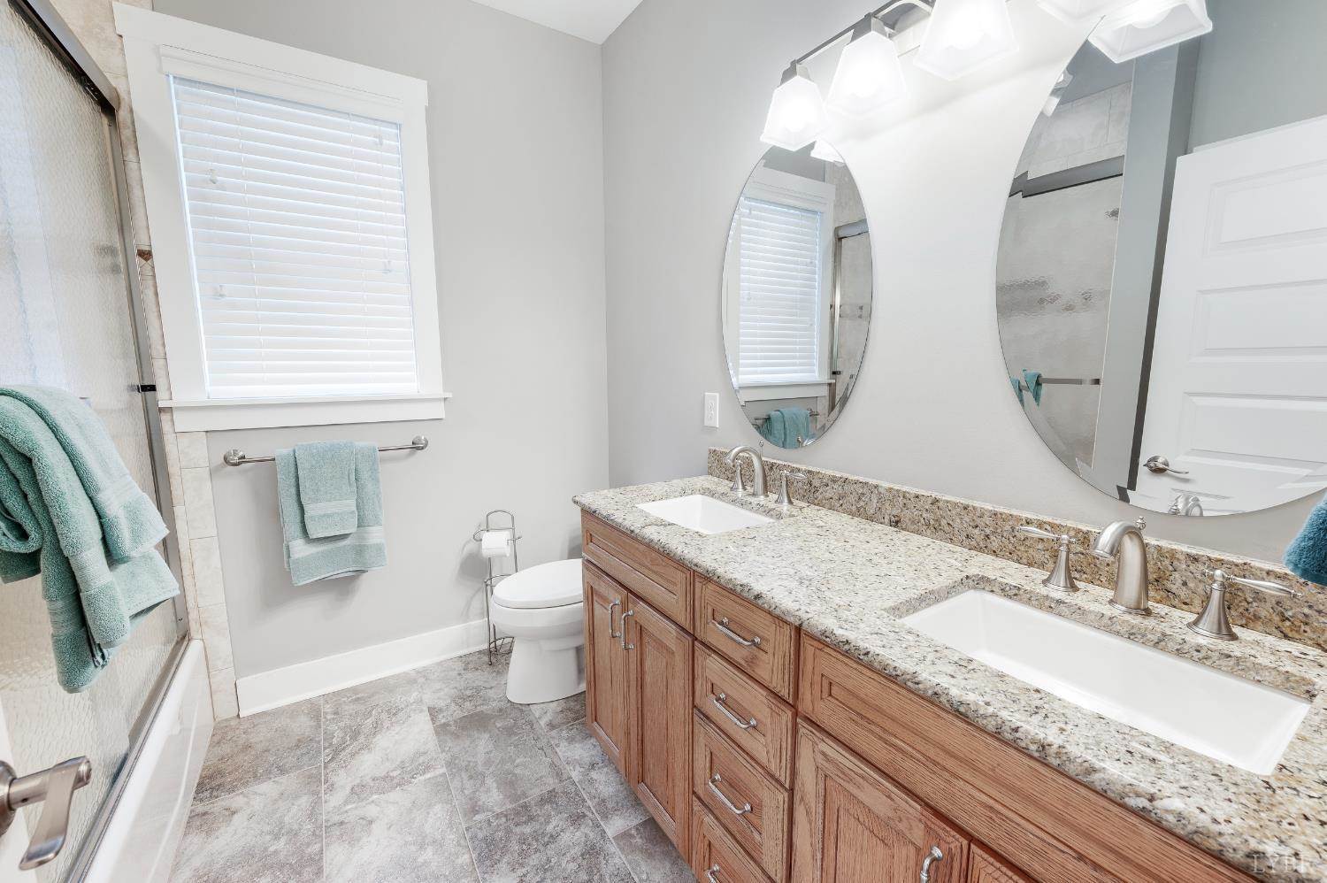 1420 West Crossing Drive, Forest, VA 24551