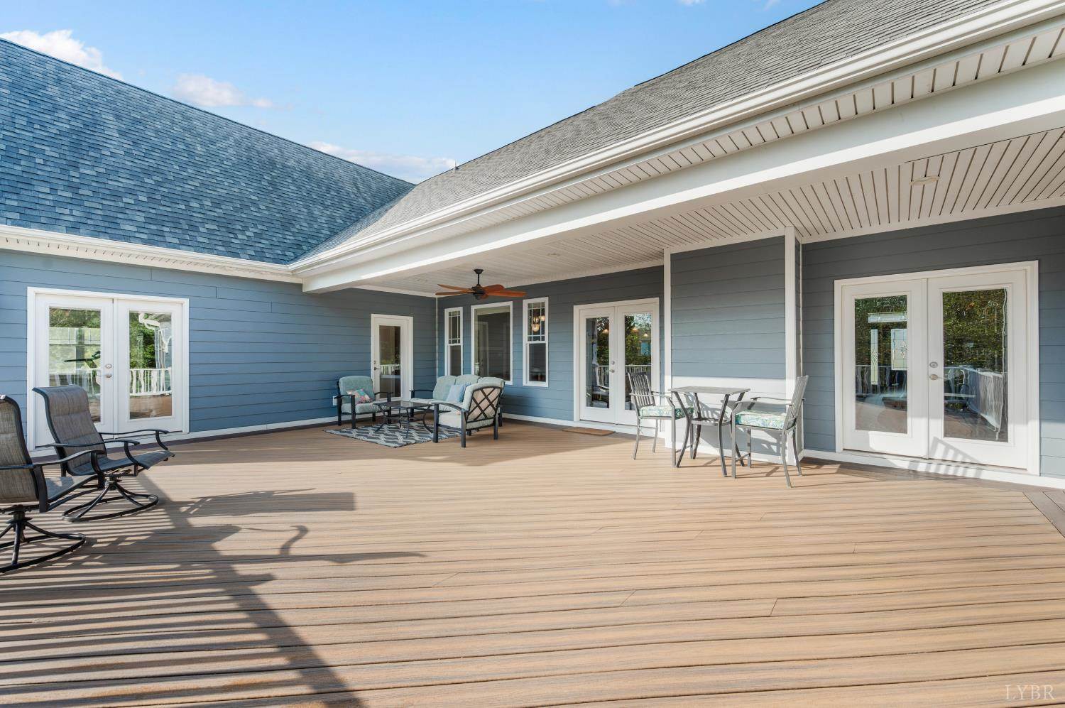 1420 West Crossing Drive, Forest, VA 24551