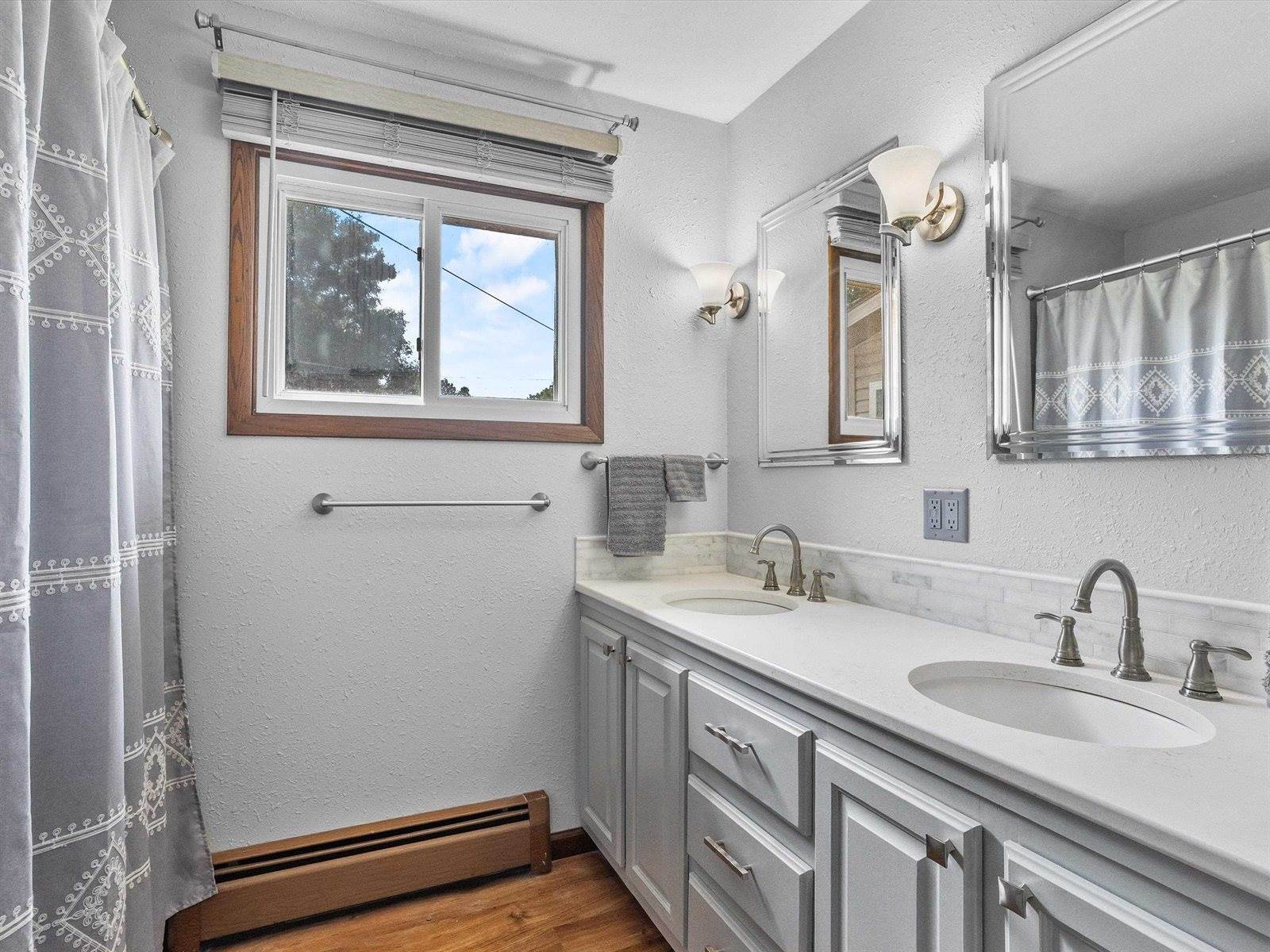 407 W Louisa Street, Spencer, WI 54479