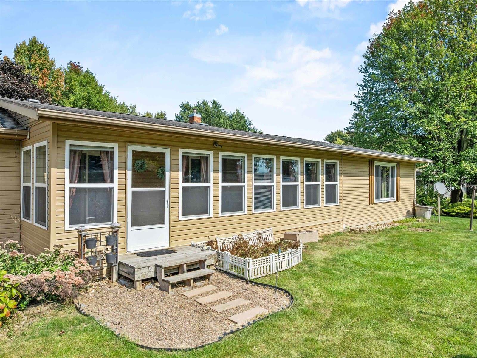 407 W Louisa Street, Spencer, WI 54479