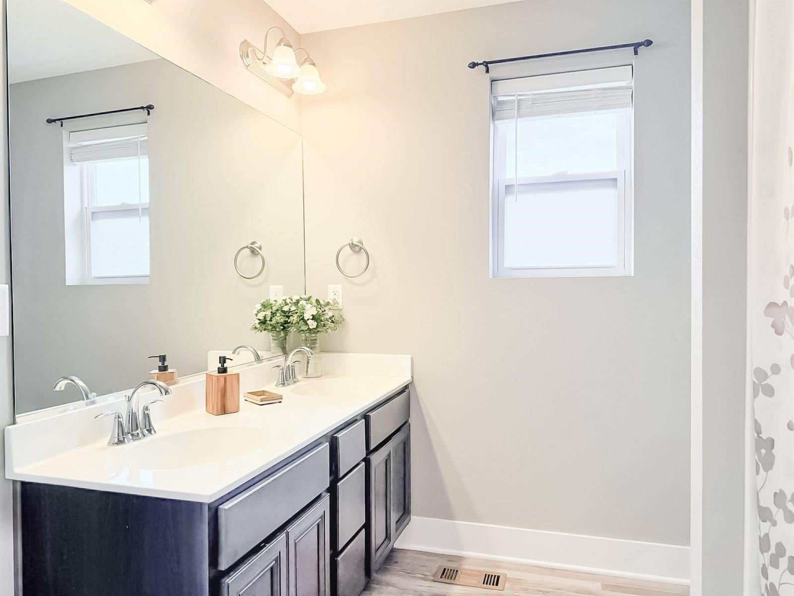 800 36th Street SW, Bondurant, IA 50035