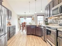 800 36th Street SW, Bondurant, IA 50035