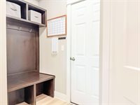 800 36th Street SW, Bondurant, IA 50035