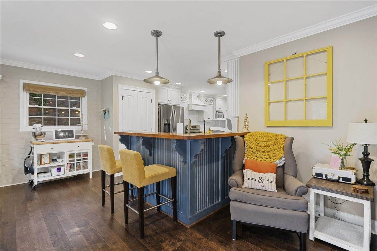 702 Wedgewood Circle, Bowling Green, KY 42103