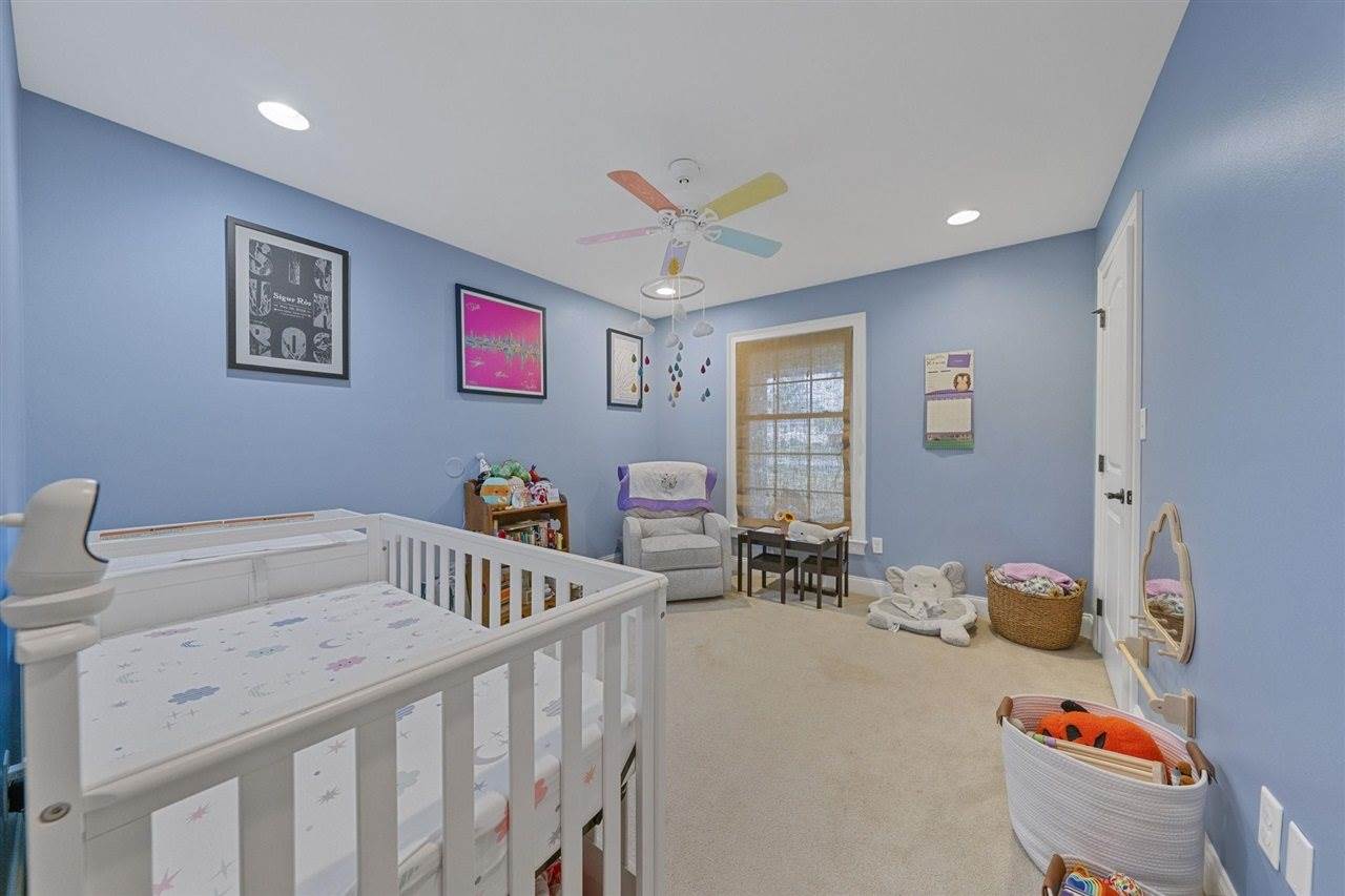 702 Wedgewood Circle, Bowling Green, KY 42103