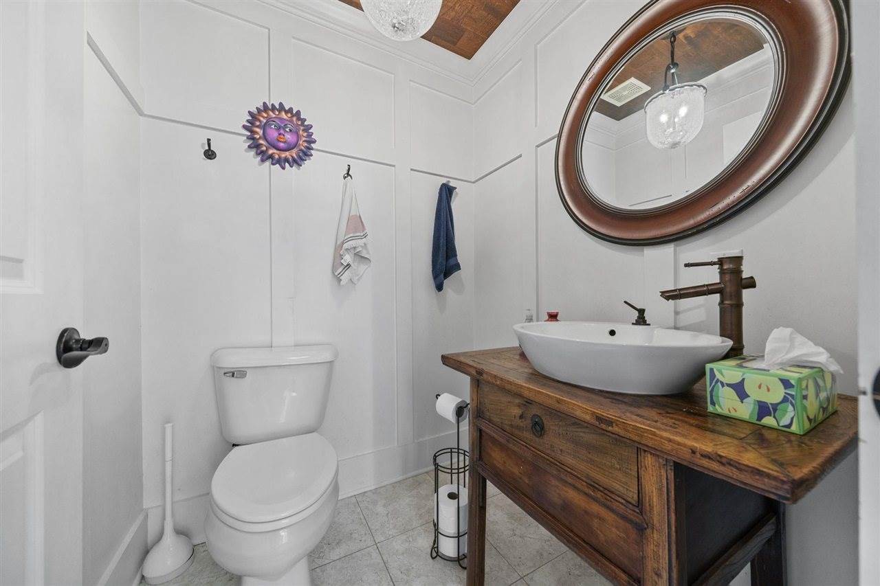 702 Wedgewood Circle, Bowling Green, KY 42103