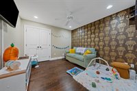 702 Wedgewood Circle, Bowling Green, KY 42103