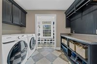 702 Wedgewood Circle, Bowling Green, KY 42103