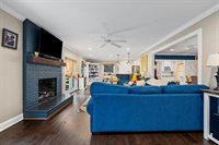 702 Wedgewood Circle, Bowling Green, KY 42103