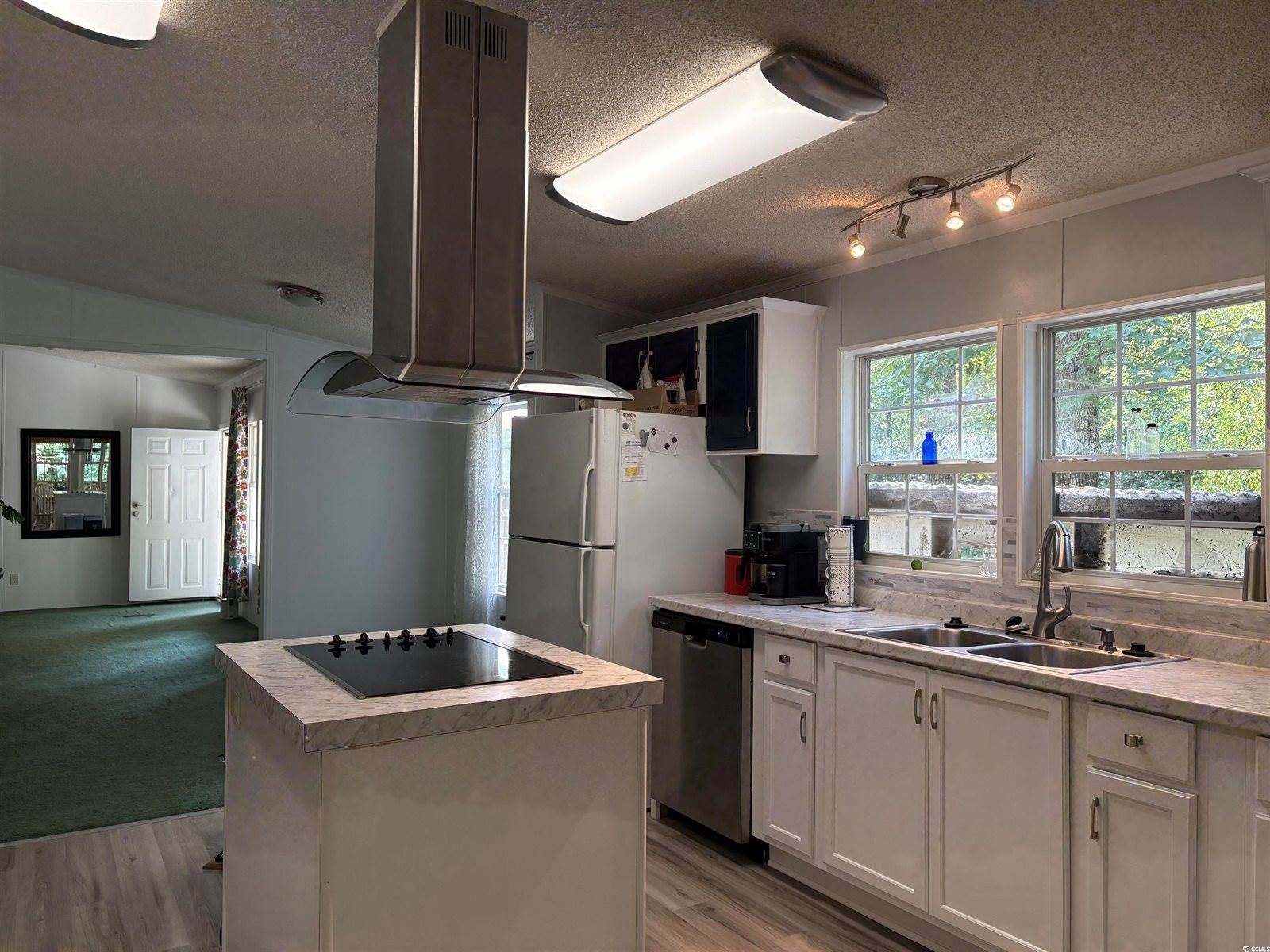 2569 Hollywood Ln., Conway, SC 29526