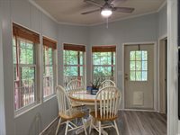 2569 Hollywood Ln., Conway, SC 29526